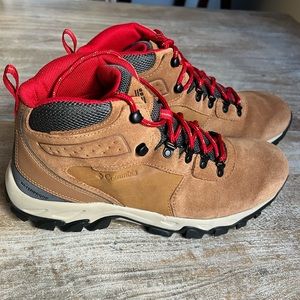 Columbia Hiking Boots